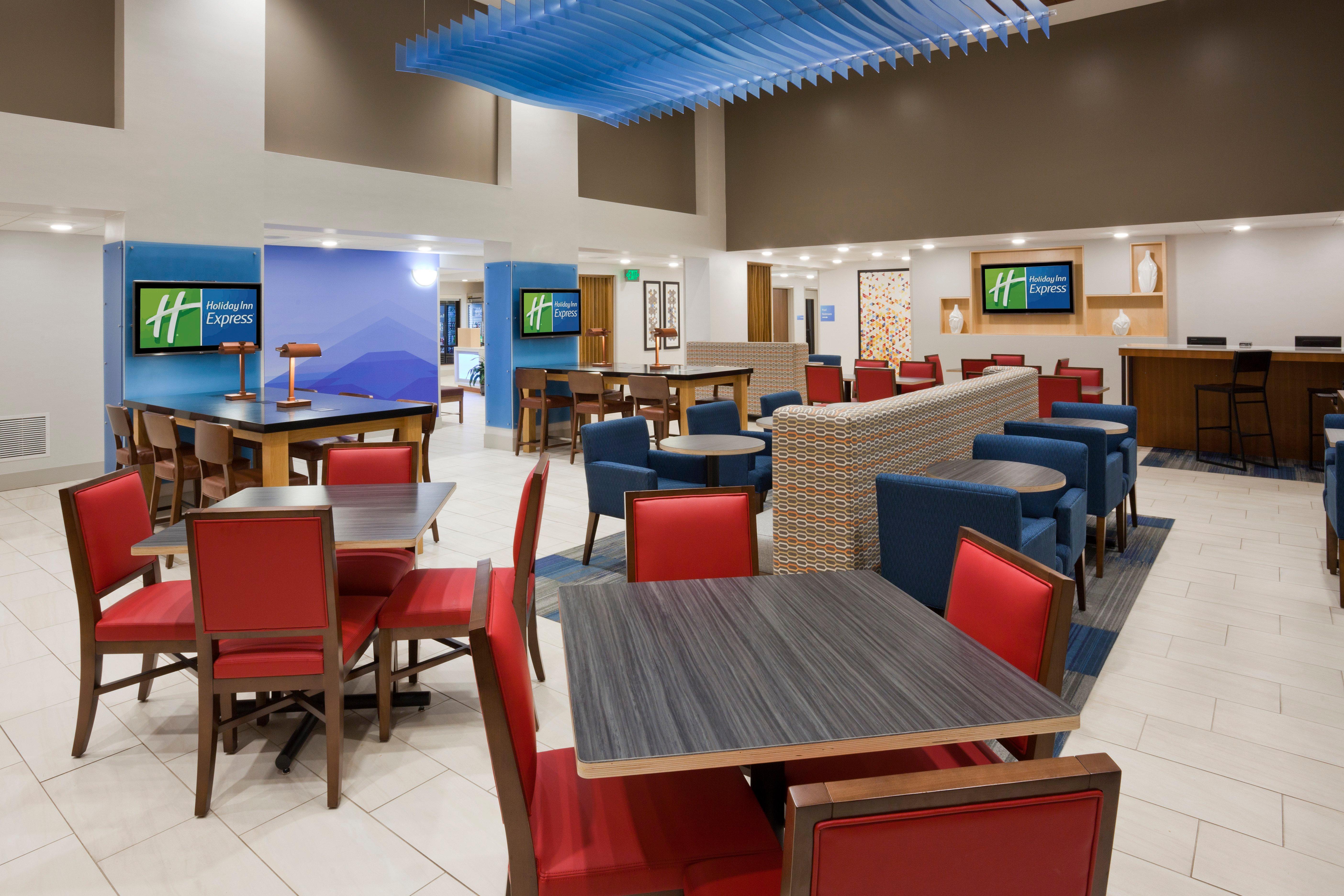Holiday Inn Express Hotel & Suites Minneapolis-Golden Valley By Ihg Saint Louis Park Exterior photo
