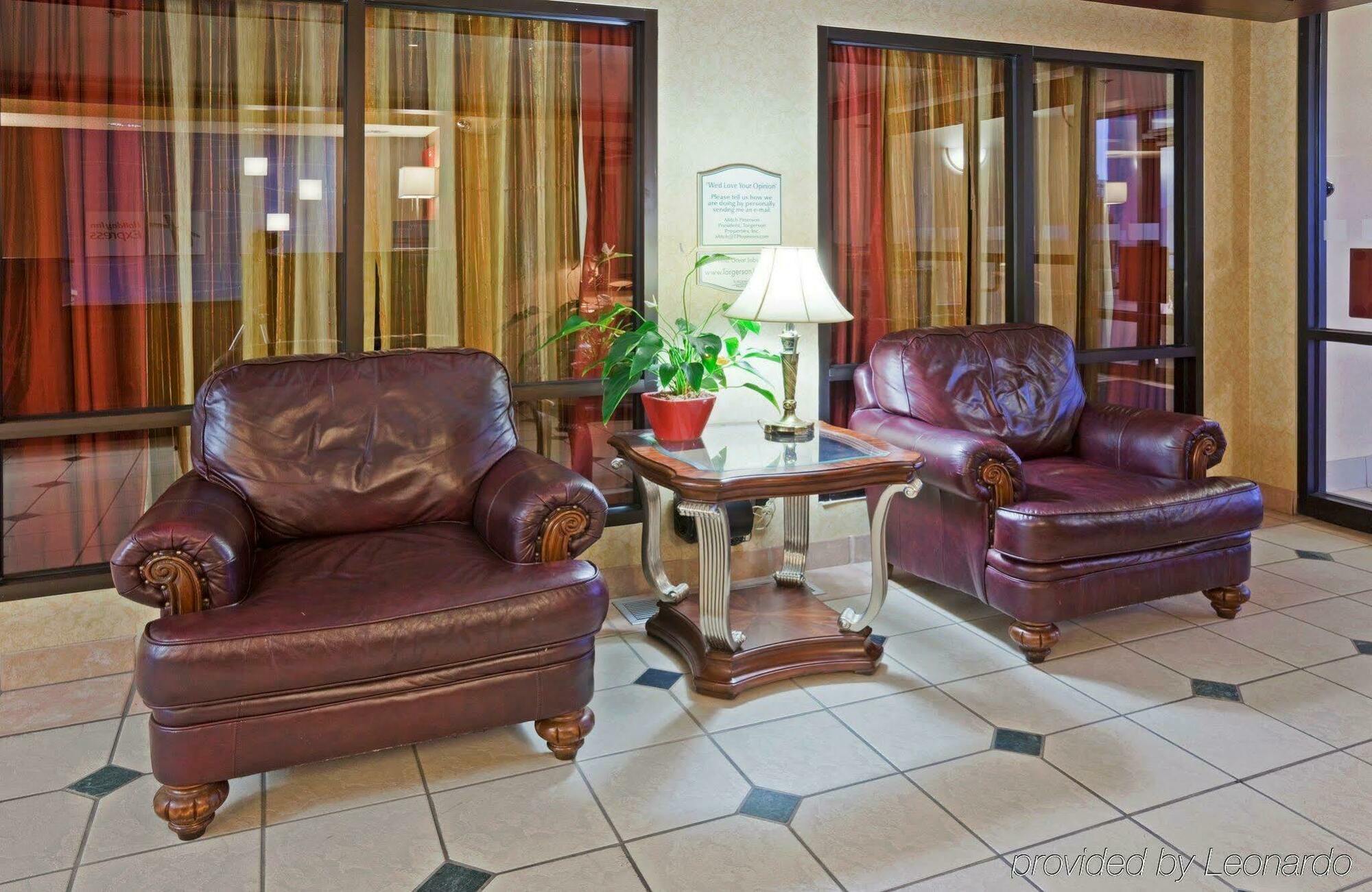 Holiday Inn Express Hotel & Suites Minneapolis-Golden Valley By Ihg Saint Louis Park Interior photo
